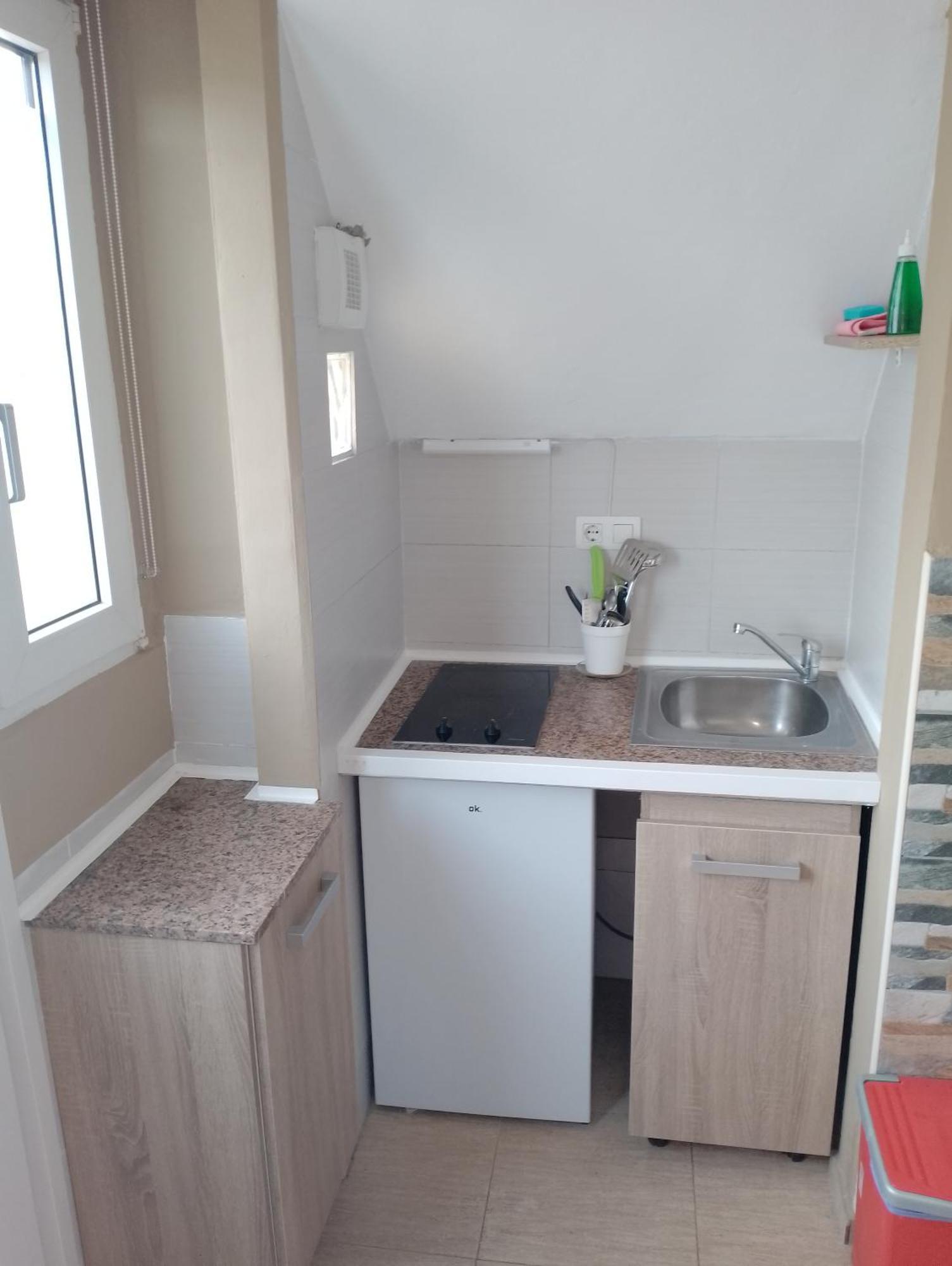 Pension Tabaza Carreno Ruang foto