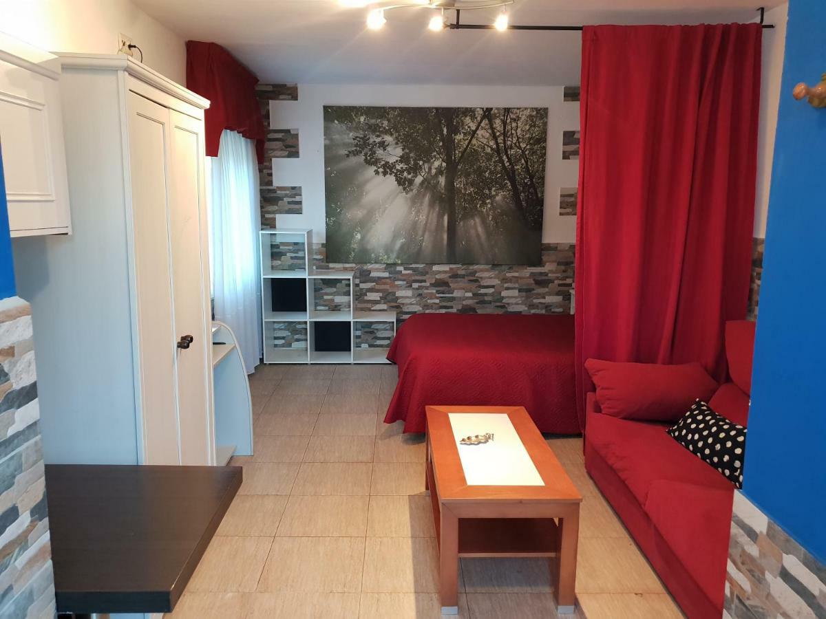 Pension Tabaza Carreno Ruang foto